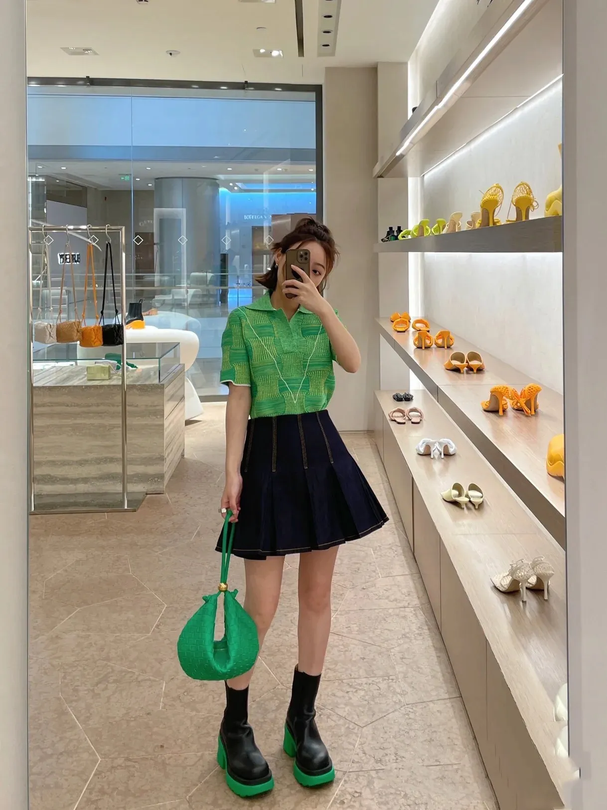 Concave and convex shape, fashionable embellishment